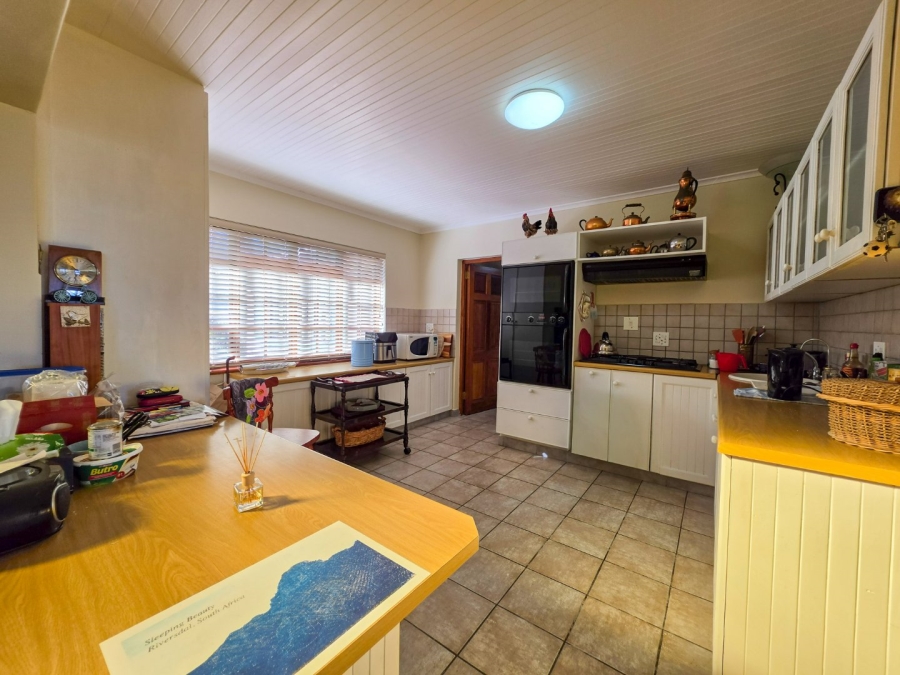 4 Bedroom Property for Sale in Stilbaai Wes Western Cape